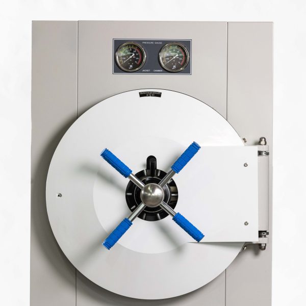 Horizontal Pressure Steam Sterilizer (Microcomputer control) - Image 2