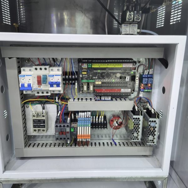 Vertical Water Bath Sterilizer - Image 3
