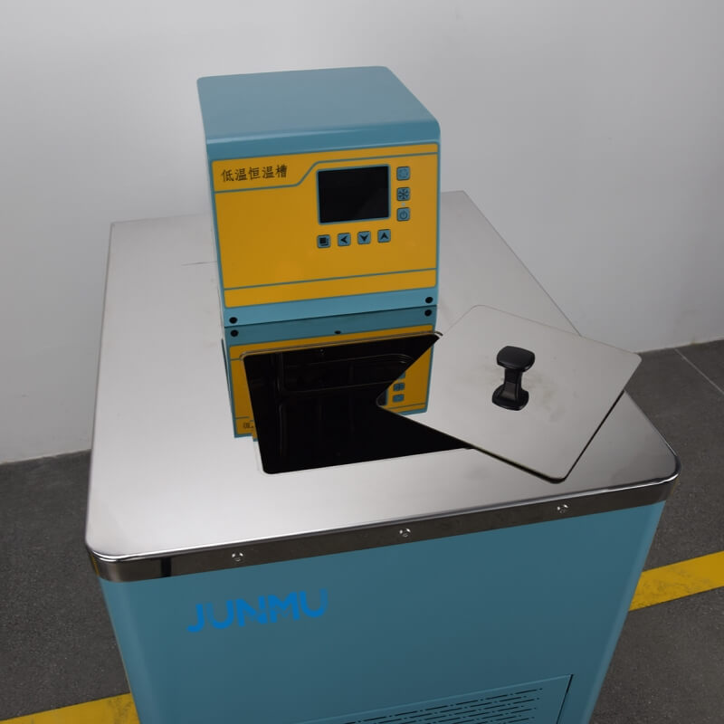 JM-DXC Series Low Temperature Circulation Bath 3 JM-DXC Series Low Temperature Circulation Bath - Image 3